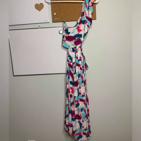 Emily Wonder one-shoulder patterned dress with waist tie - Picture 7 of 7